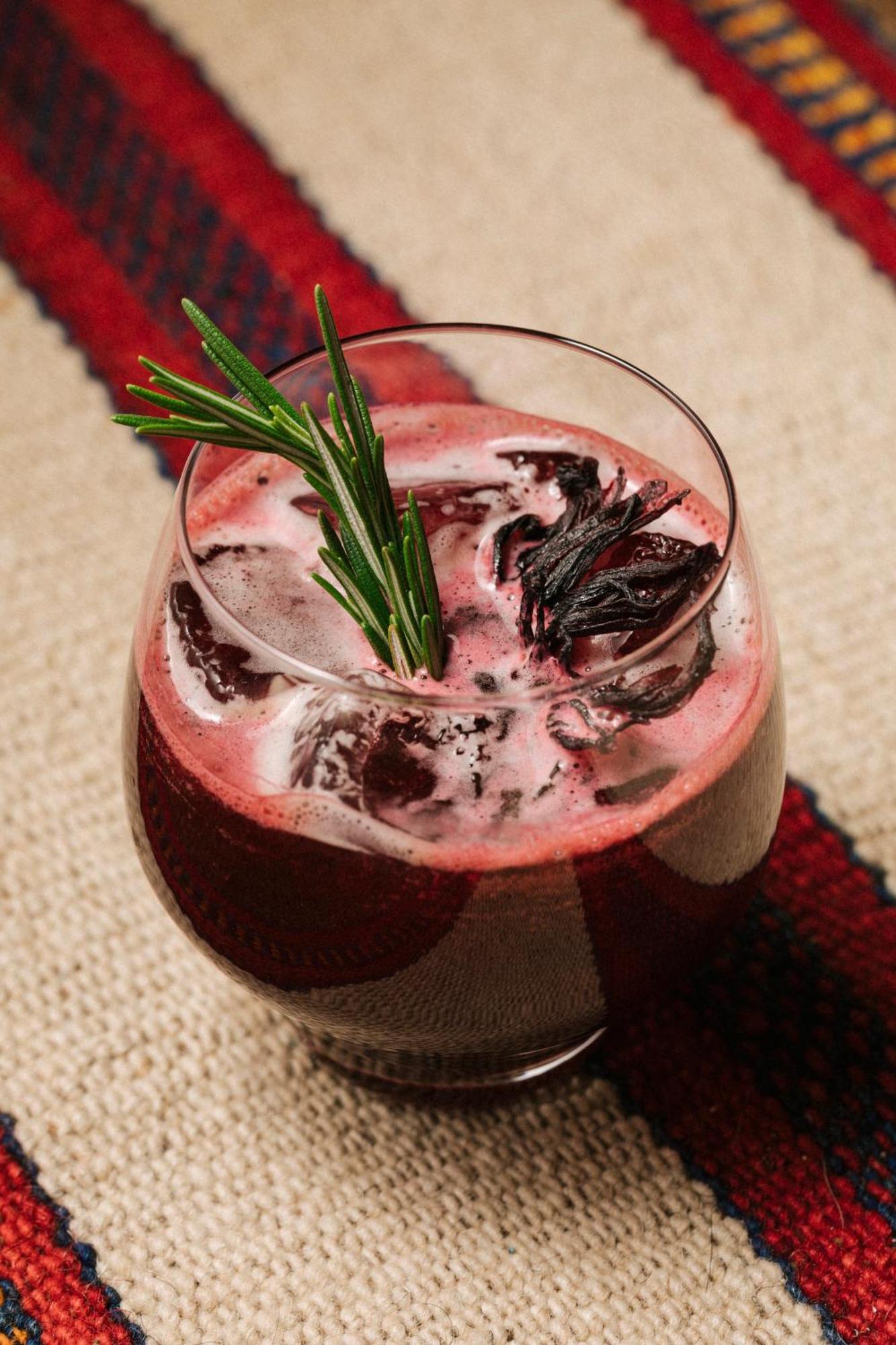 Отель Our Habitas Alula Аль-Ула Экстерьер фото A glass of mulled wine